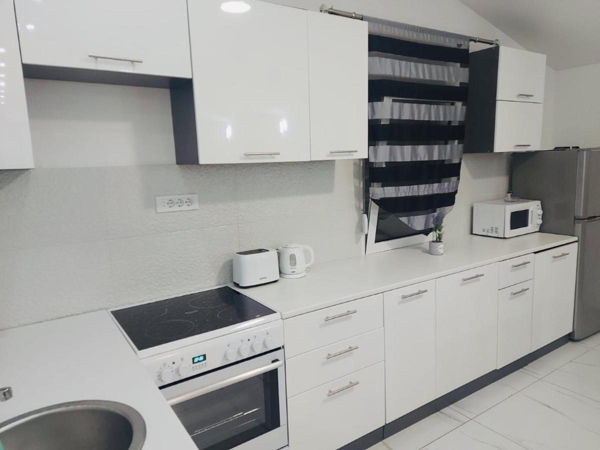 פודגוריצה Apartman Mona מראה חיצוני תמונה
